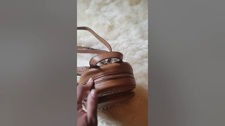 Michael Kors Abbey XS studded