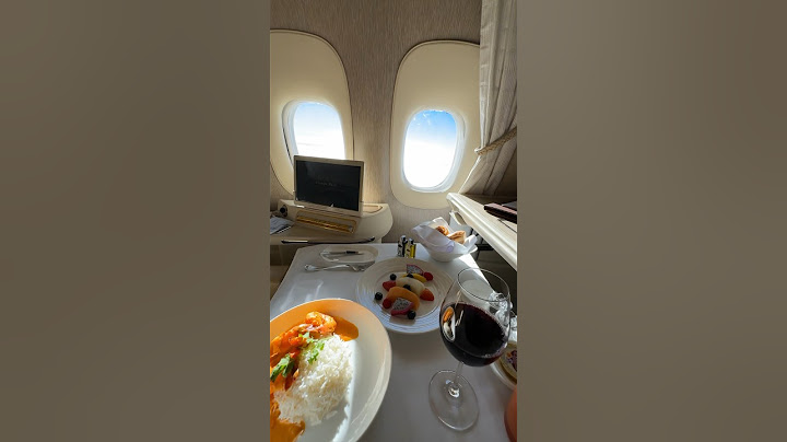 Amazing Emirates First Class on Boeing 777 #emirates #firstclass #boeing777
