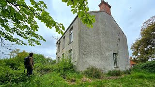 Download Lagu We Found An ABANDONED '90s House Filled With Antiques \u0026 Old Electronics MP3 Download Lagu We Found An ABANDONED '90s House Filled With Antiques \u0026 Old Electronics MP3