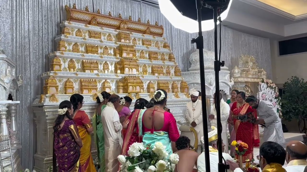 நீண்ட இடைவெளிக்கு பின் சந்தித்த உறவுகள் கனடாவில்