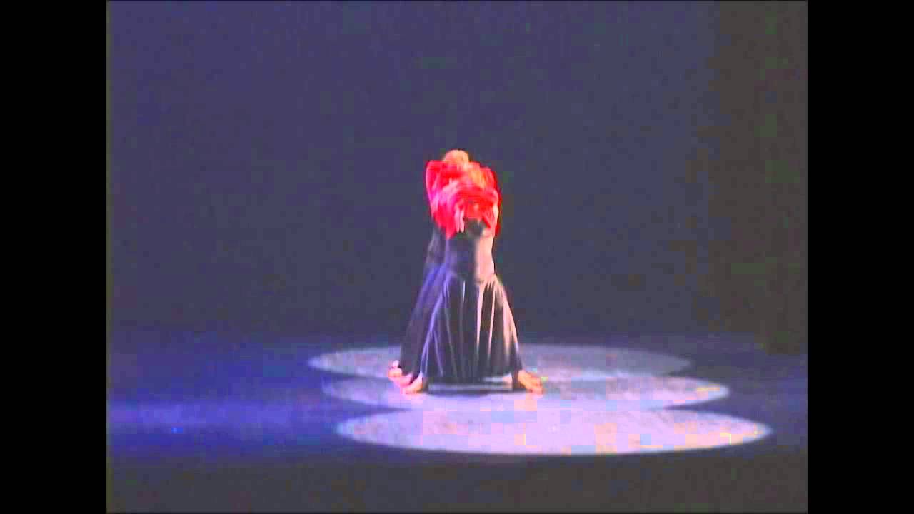 Raino Dance - Roja y negra