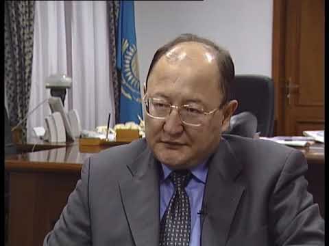 Алтынбек Сарсенбаев дает интервью телеканалу ТАН. 2001 год