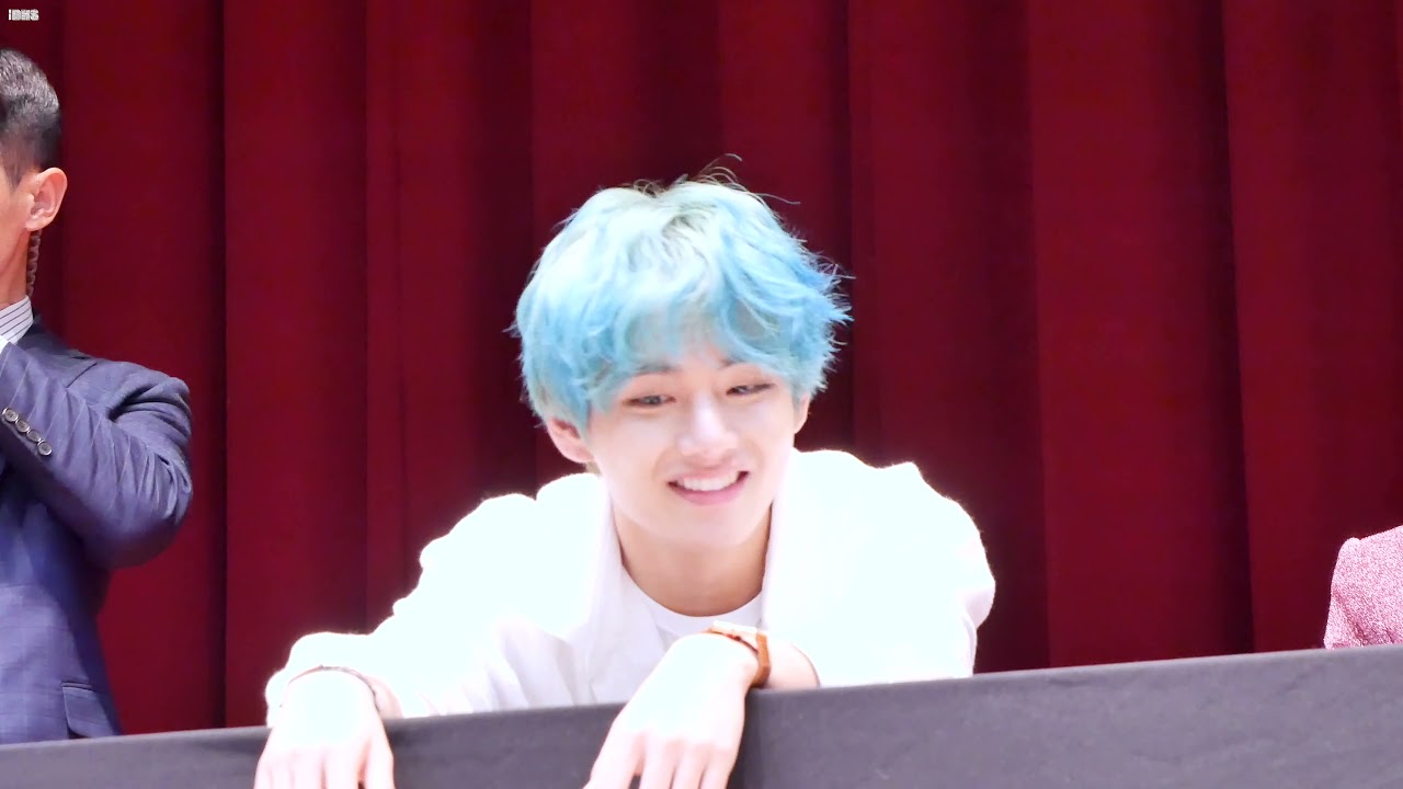 190421 BTS Aladdin Fan Signing Event Taehyung - YouTube
