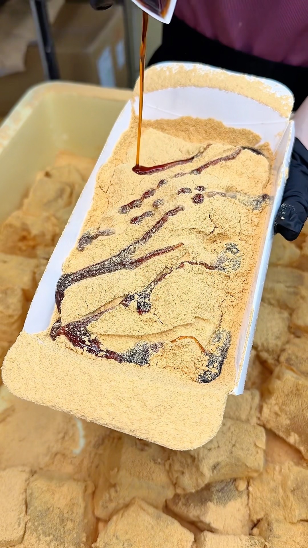 Wobbly, melt-in-your-mouth warabi-mochi!#japanesefood - YouTube