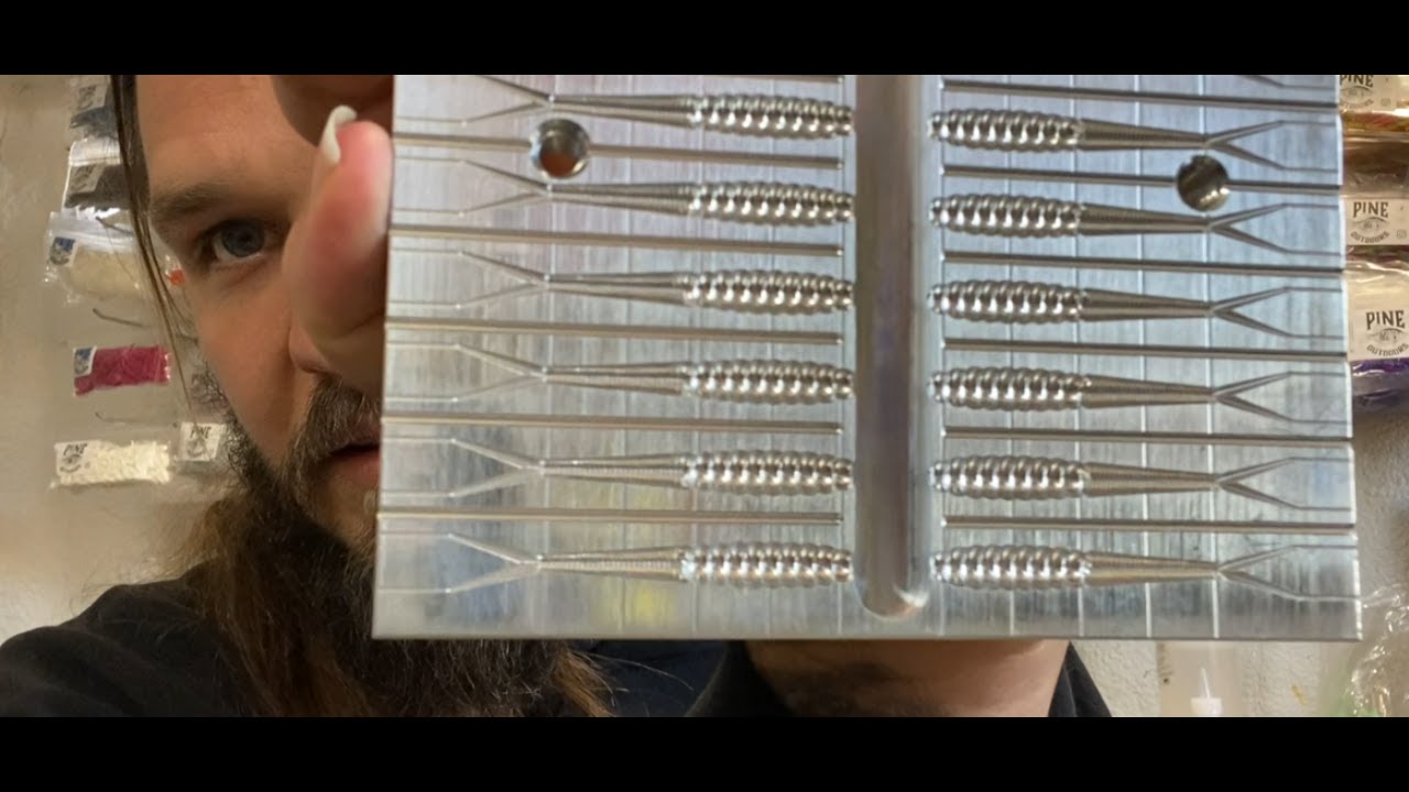 Новая форма для отливки приманки Fat Guys Fishing Flicker Fluke в индивидуальном количестве.