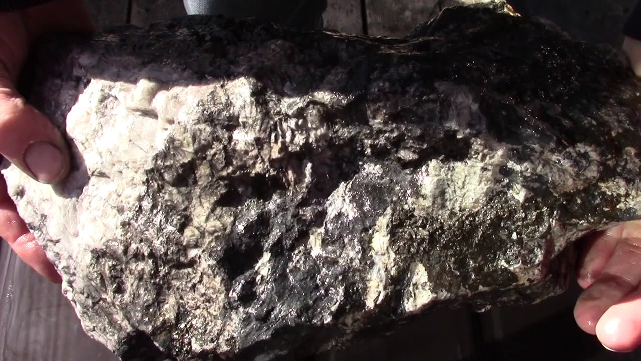 40 lb ORE that METAL DETECTOR said SILVER