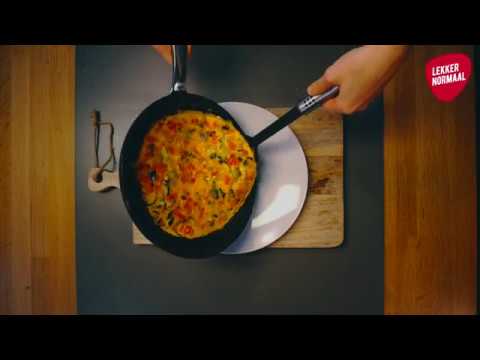 Video: Hoe Maak Je Een Omelet Met Champignons En Tomaten