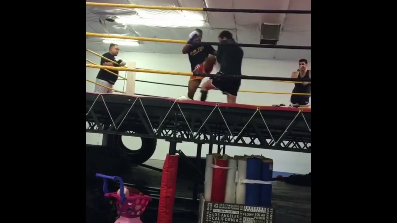 Bronson mohika's Boricua Body Kick