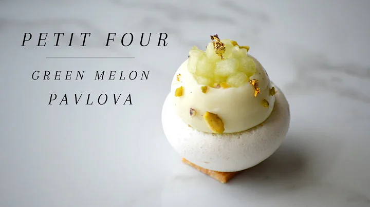 PETIT FOUR PAVLOVA WITH MELON  | Denise Castagno |