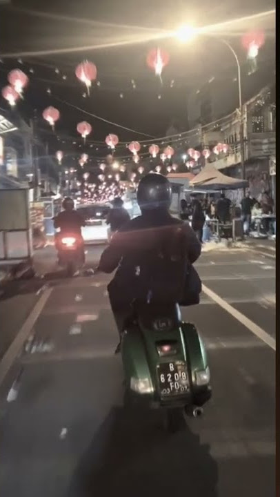 kukira tukang LAS, ternyata tukang buBUT.   kukira prioritAS, ternyata hanya baDUT.