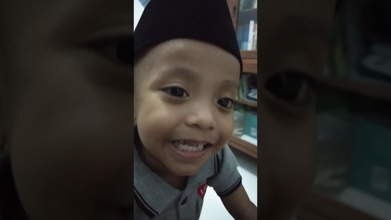 ANAK SHOLEH YouTube