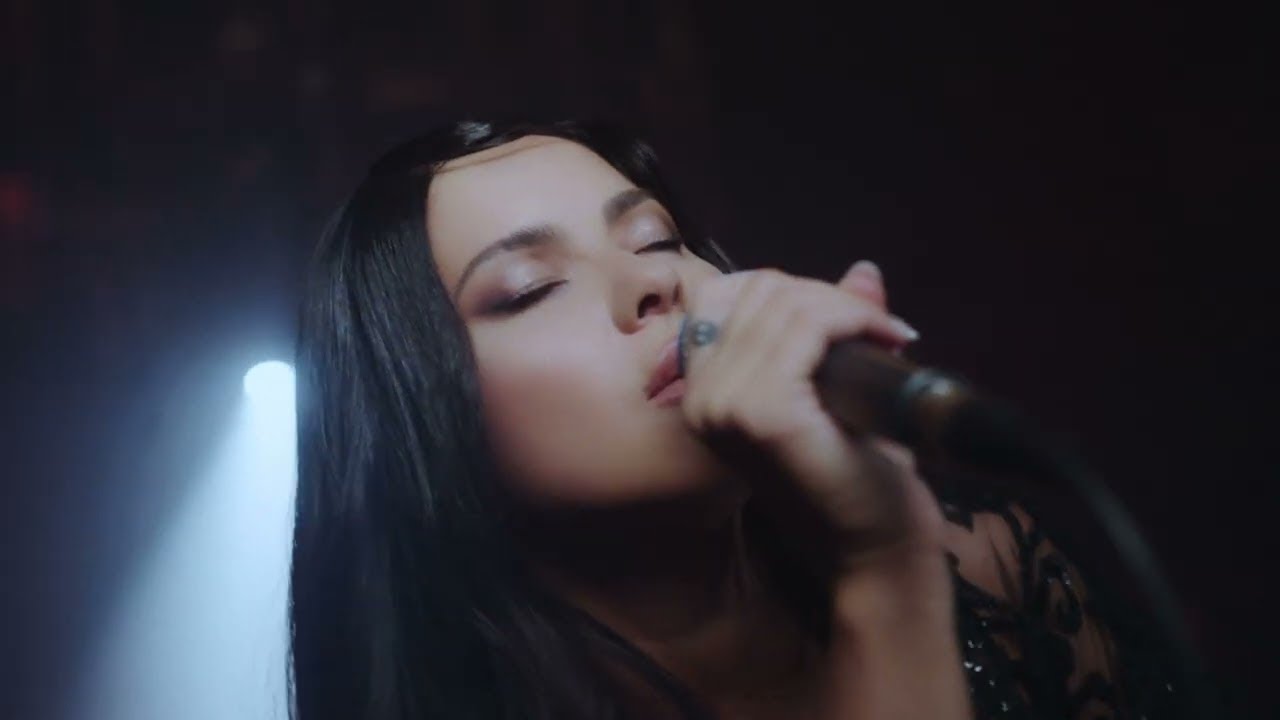 Watch INNA - Hechizo on YouTube Watch INNA - Hechizo on YouTube