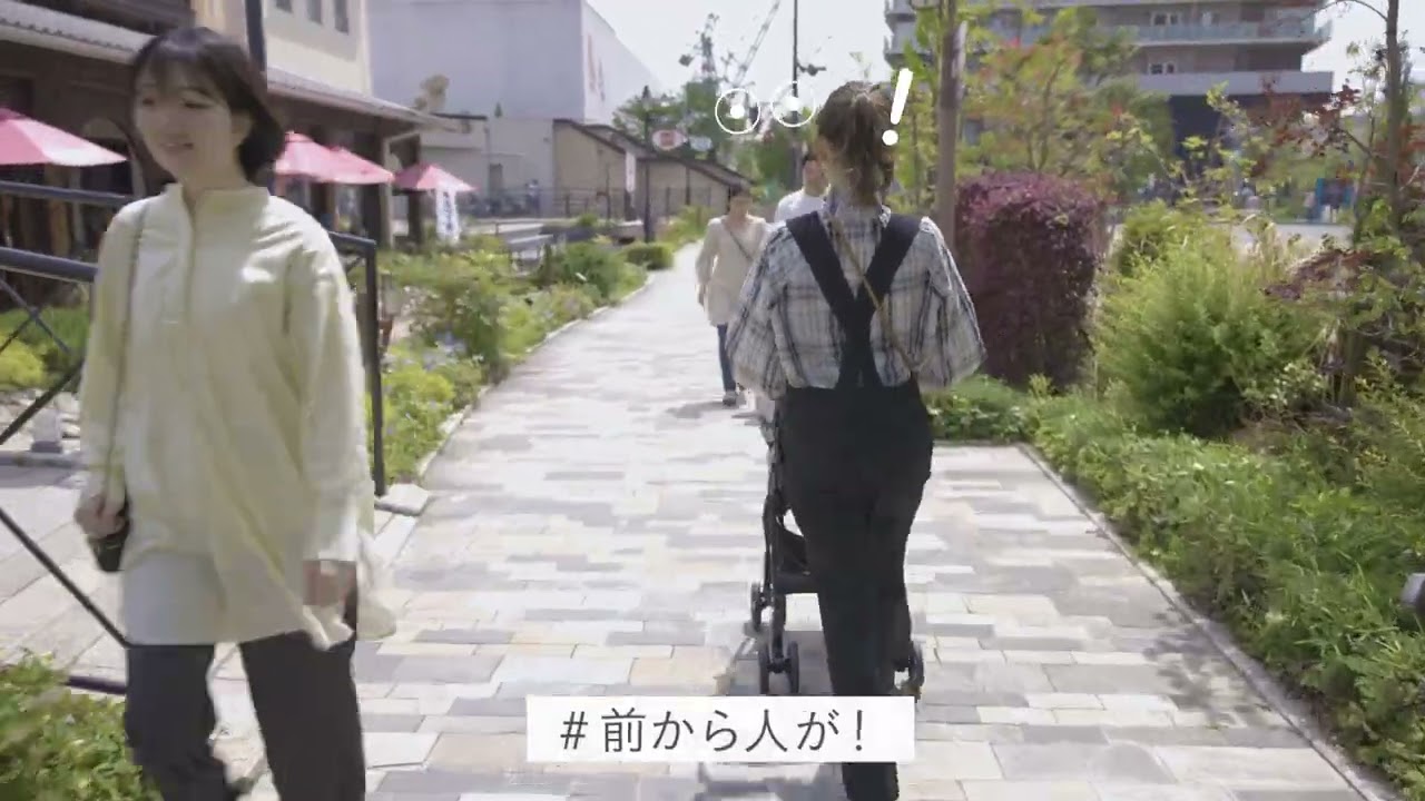 こんな動き”のベビーカー欲しかった！「4輪フリー」B形ベビーカー