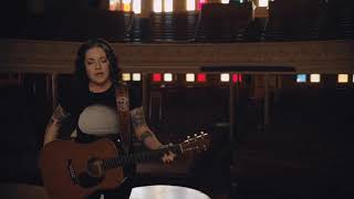 ASHLEY MCBRYDE'S EMOTIONAL RENDITION OF "AMAZING GRACE" AT THE RYMAN