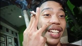 Tutorial Untuk Para Pemula Cara Merokok Dengan Benar