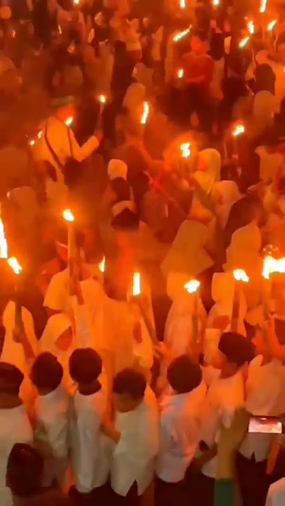 pawai obor tradisi menyambut bulan suci Ramadhan, masjid Daaruttaqwa kp.utan Krukut limo Depok