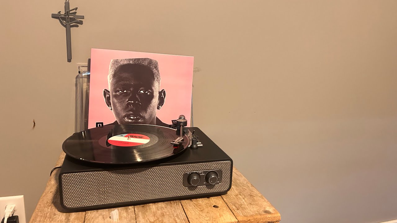 Obejrzyj igors theme - tyler the creator (on vinyl) w YouTube Obejrzyj igors theme - tyler the creator (on vinyl) w YouTube