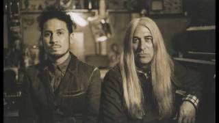 Young Gun Silver Fox "You Gotta Smile" (Bonus Track)