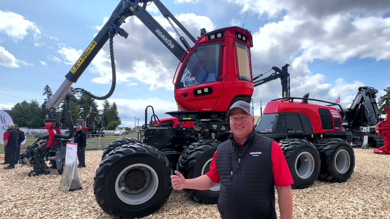 Komatsu Displays New 951XC-1 Harvester at 2025 GLTPA Expo - YouTube