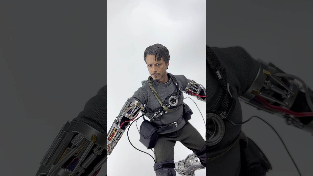 Обзор на фигурку Тони Старка от Hot Toys | тгк: LePkinObzor 