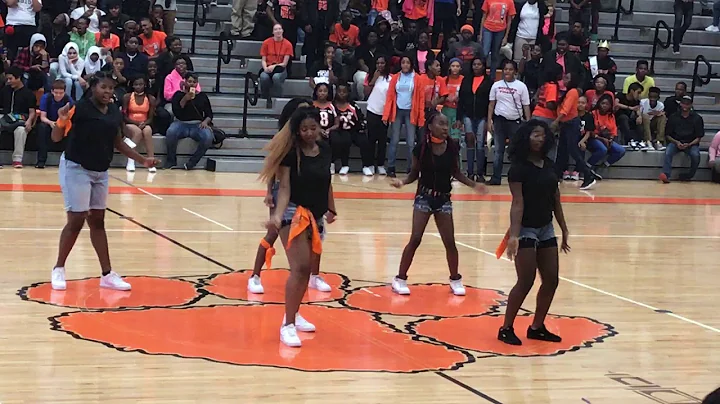 Withrow University High Dynasty Dance Team 2017 Fa...