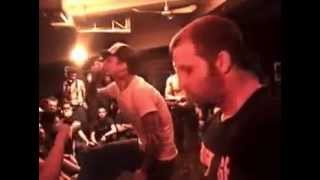 Throwdown - 10 - Family - Live in Montreal QC - 08/12/2003