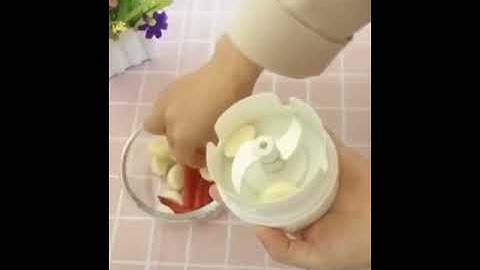 Dụng Cụ Xay Tỏi Ớt --Rút Dây Mẫu Mới