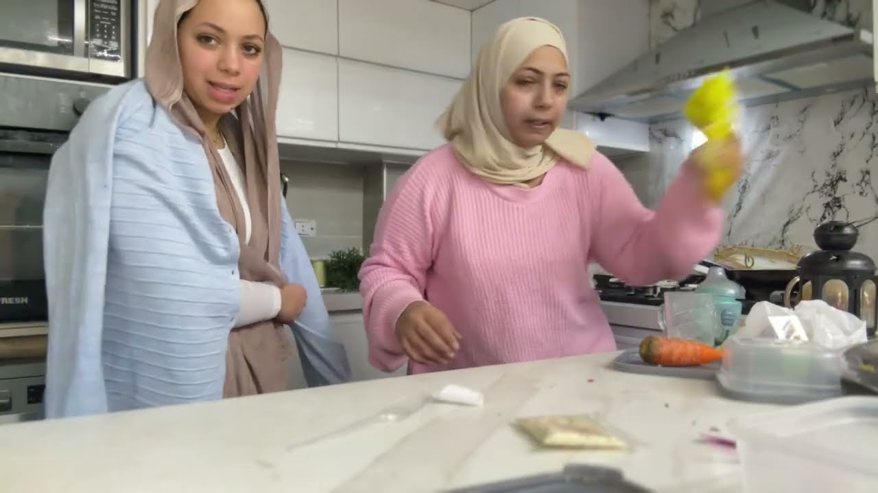  مكنش قدامي حل غير كده 😇 اسيب البيت و اروح عند اهلي 🫣