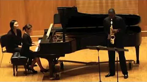 Robert Young, saxophone - William Albright: Sonata...