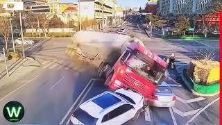 Tragic! Ultimate Near Miss Video Of Biggest Truck Crashes Filmed Seconds Before Disaster Arrives