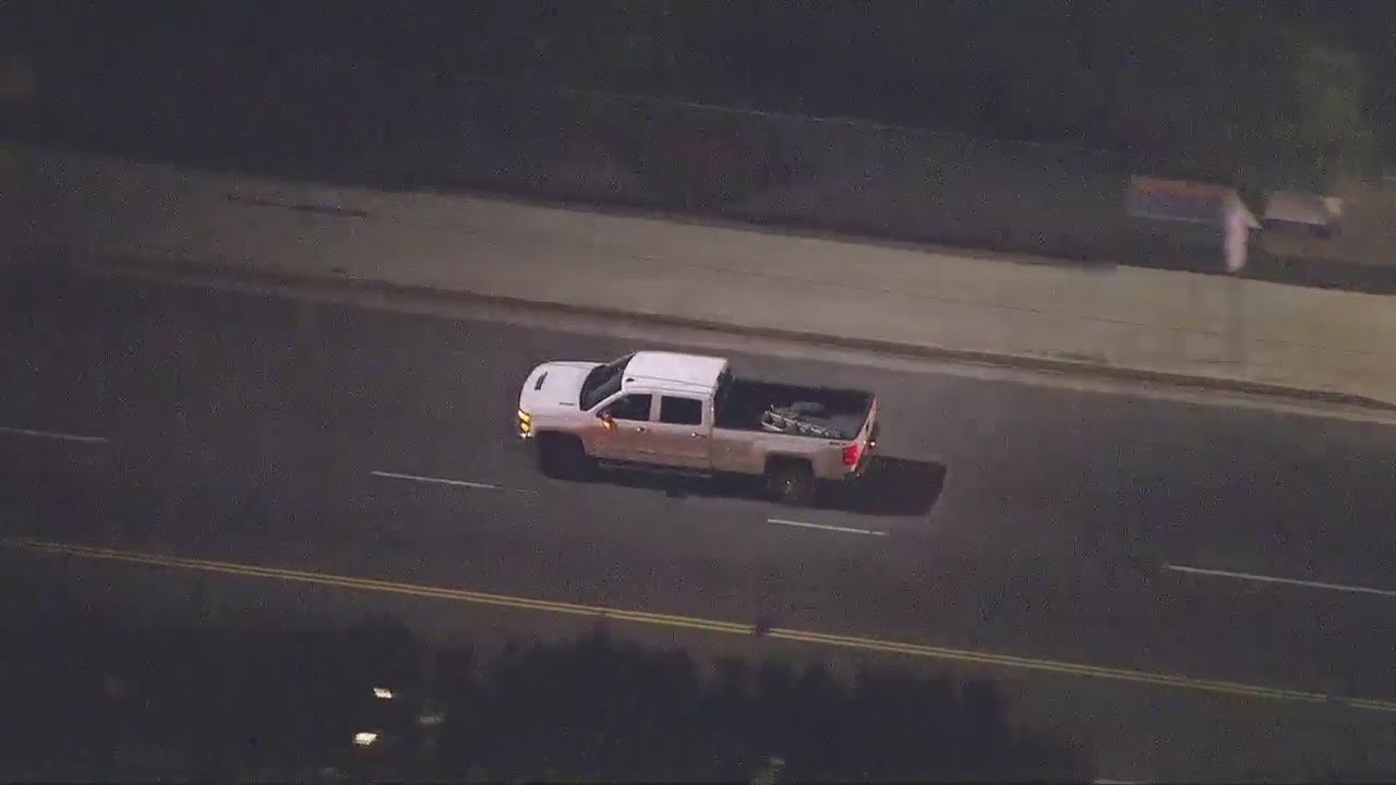 Police chase involving pickup truck in Los Angeles area - YouTube