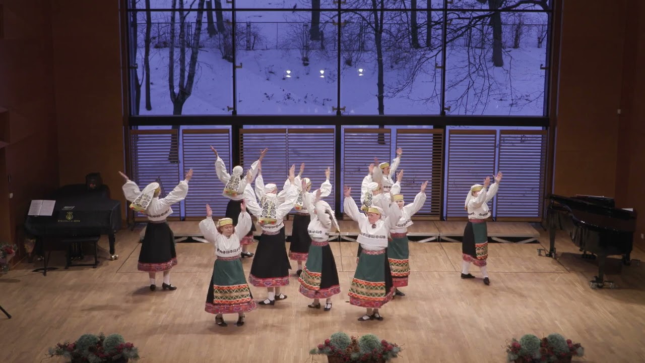 Rahvatantsurühm Säbrikud 