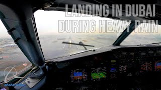 4K -Landing in Dubai in heavy rain (DXB/OMDB)