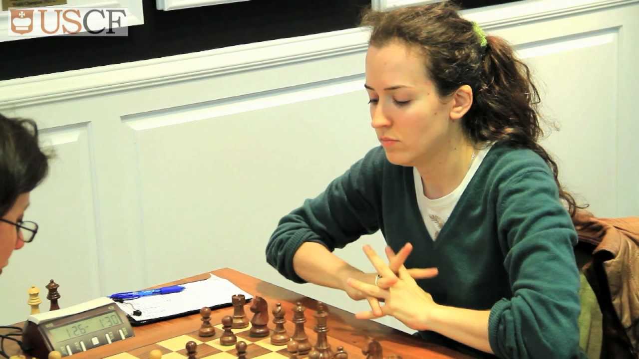 Women beat expectations when playing chess against men, according