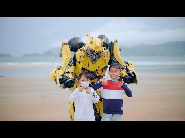 KETEMU BUMBLEBEE LAGII DI PANTAI PULAU MERAH!!! class=