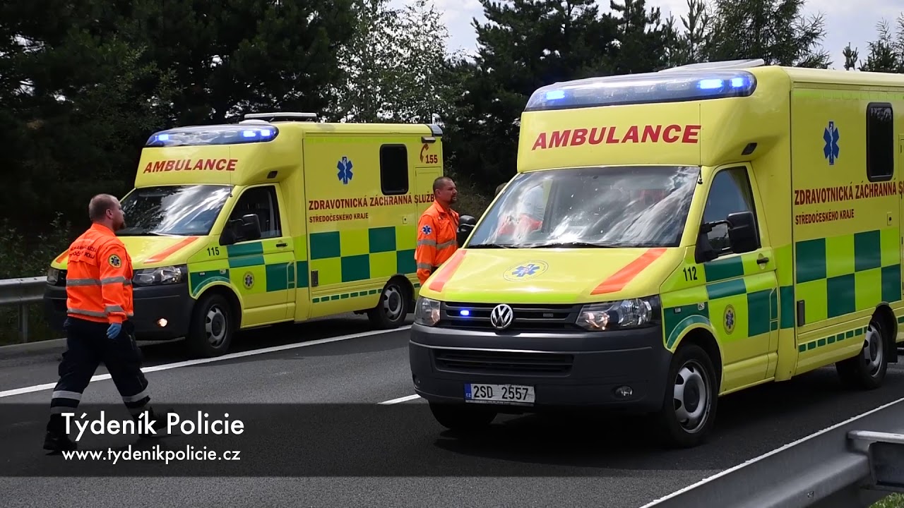 HROMADNÁ NEHODA UZAVŘELA DÁLNICI D6