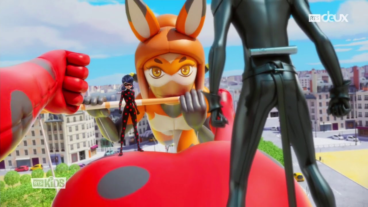 Extrait Le Faux Combat Entre Ladybug Akumatisee Et Chat Noir Catalyste Jour Des Heros Part 1 Youtube