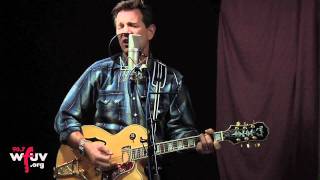 Chris Isaak - &quot;Great Balls of Fire&quot; (Live at WFUV)