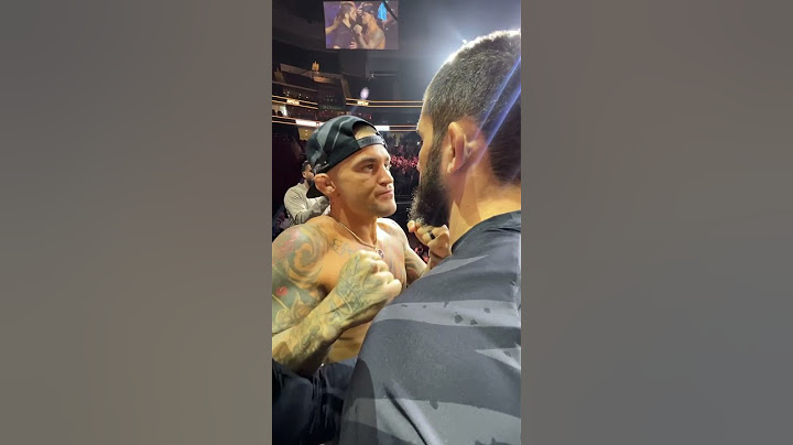 Mais uma encarada tensa entre Islam Makhachev e Dustin Poirier! #UFC302