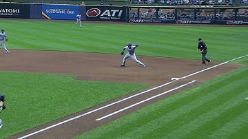 CHC@MIL: Rizzo makes a nice stop to start double play