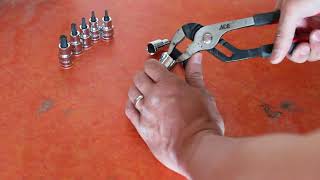 Harbor Freight removing sockets from packaging