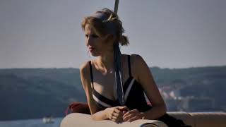 Arka Sokaklar Mesut Selin Kuşadası Gözlük İçin Denize Atlar