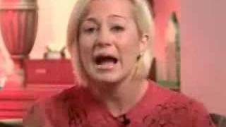 Kellie Pickler- "MOM STAY AWAY!" exclusive interview 11-7-07 chords