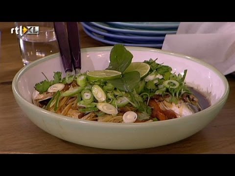 Video: 3 manieren om gestoomde vis te koken
