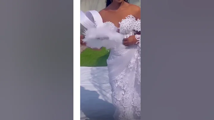 #beautiful BRIDE ON WHITE LACE STYLE #shorts #short #trending #fashion  #how #bridal