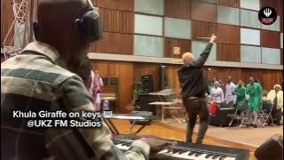 Sgwili Zuma ft Khulakahle on keys. Phaphamani