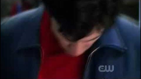 smallville  clark vs bizarro