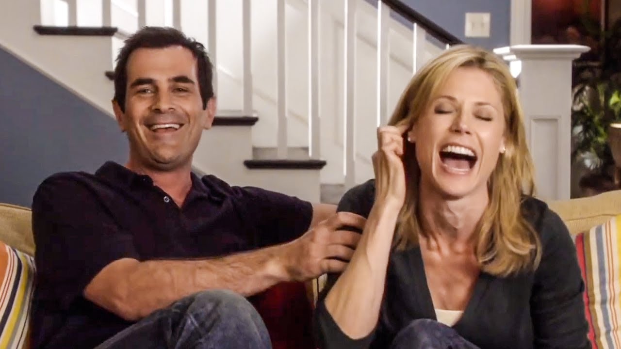 Hilarious Modern Family Bloopers to Cure Your Depression