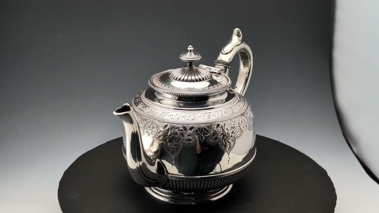 19世紀後半 英国アンティーク シルバープレート製 ティーポット James 