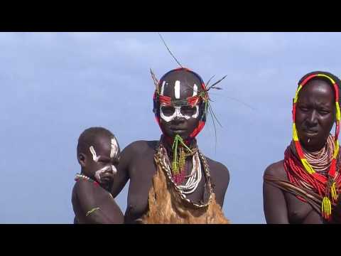 Vidéo: Ethiopie. Tribus De La Vallée De L'Omo - Vue Alternative